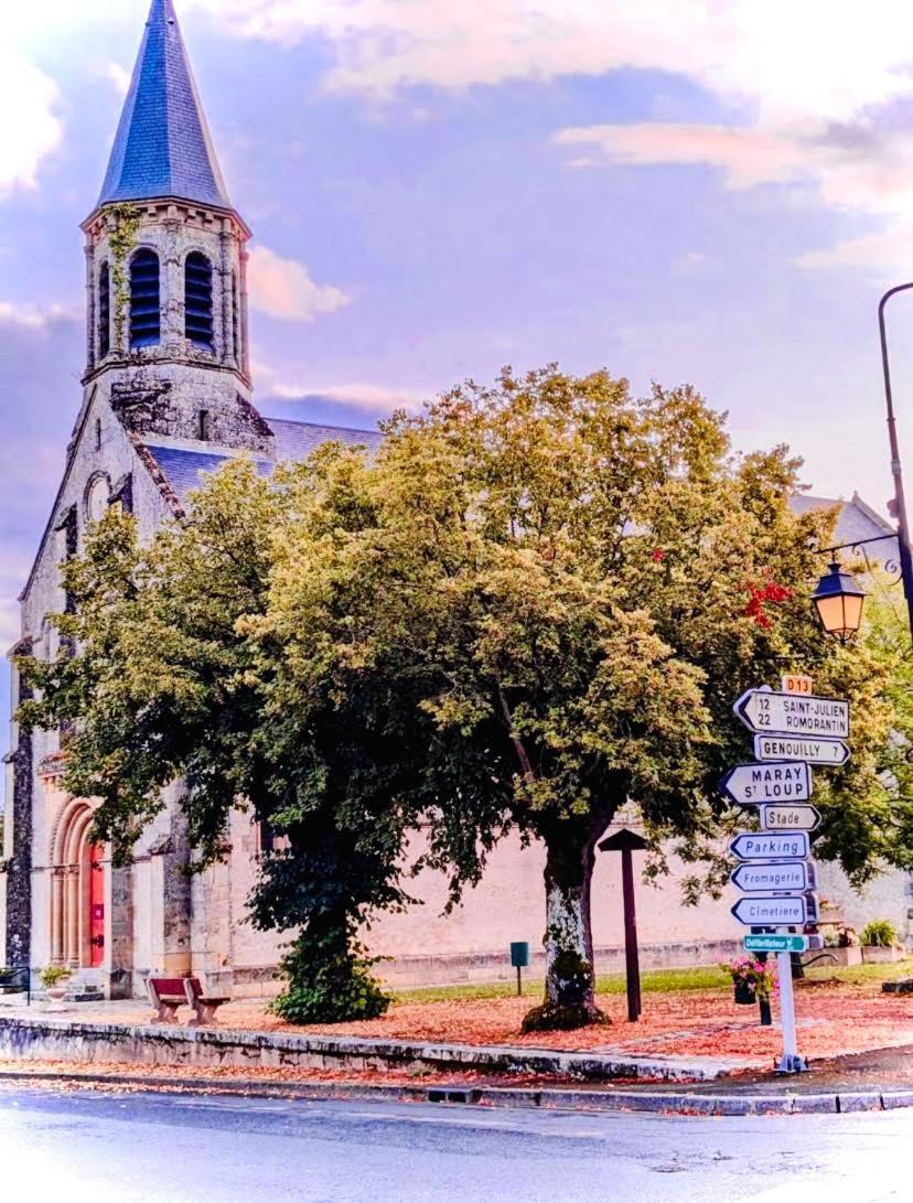 Auberge Du Chant Du Coq Anjouin Exteriör bild
