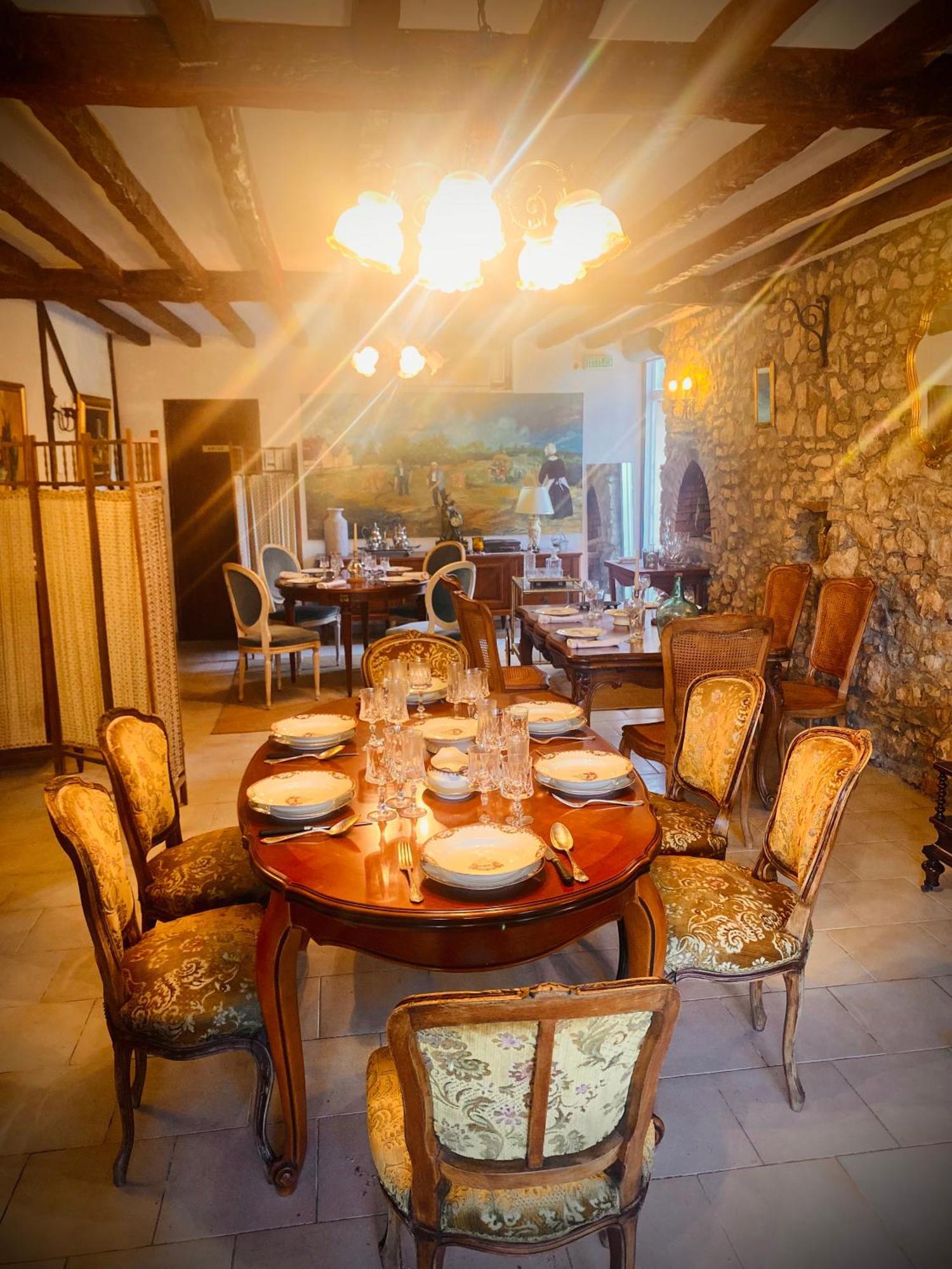 Auberge Du Chant Du Coq Anjouin Exteriör bild
